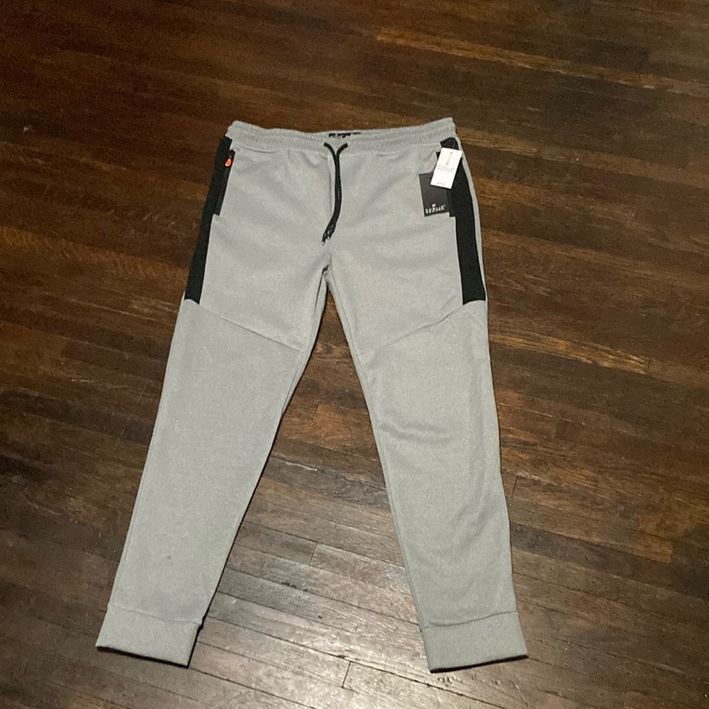 Public Record Jogger size XL